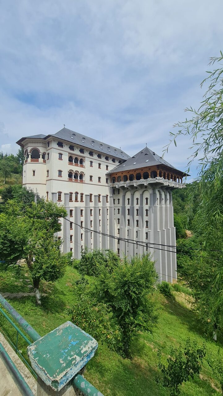 Centrul Cultural Monahal „Nicolae Steinhardt”
